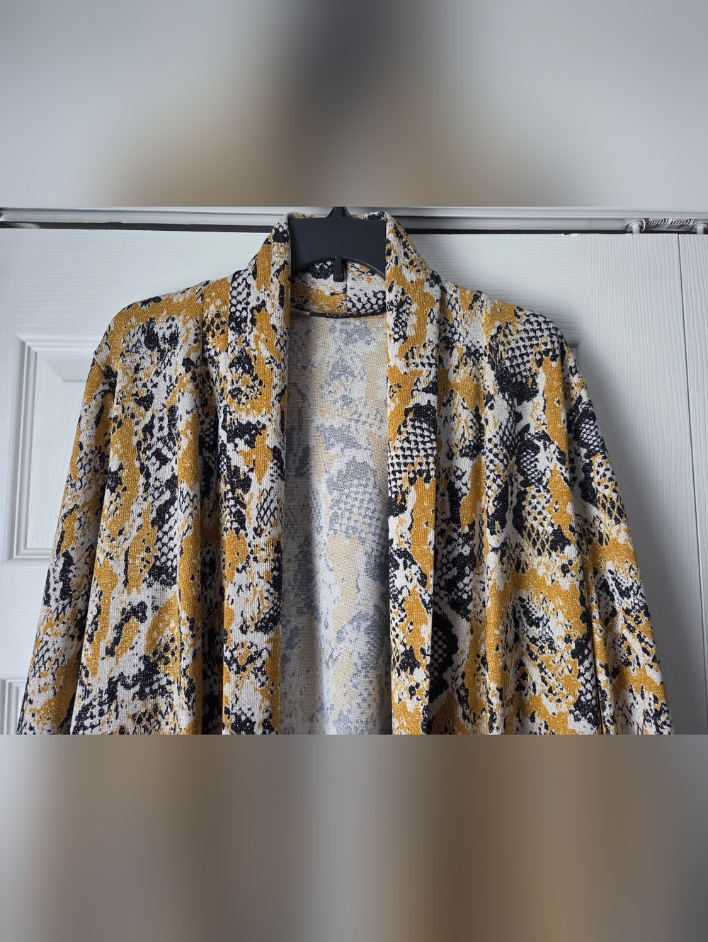 NWT Kasper Gold Snake-Print Open Front Cardigan Sweater Size L - Picture 5 of 15